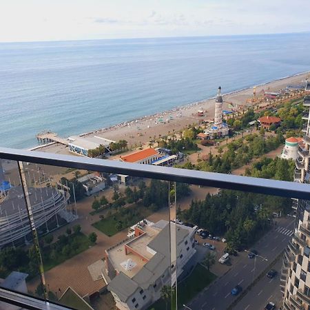 Royal Apartments Batumi Exterior foto